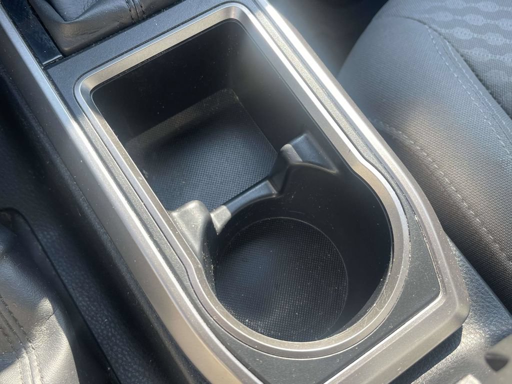 Used 2023 Toyota Tacoma SR5 RWD image 31