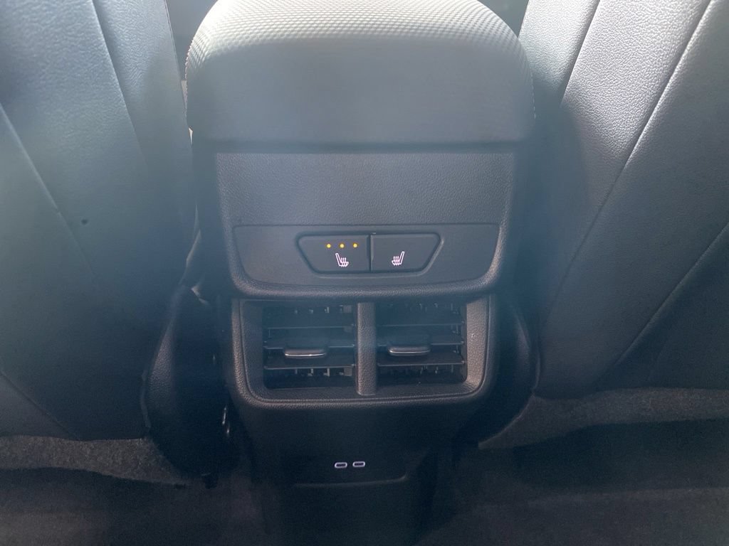 New 2026 Chevrolet Equinox RS w/ Convenience Package III AWD/4WD image 12