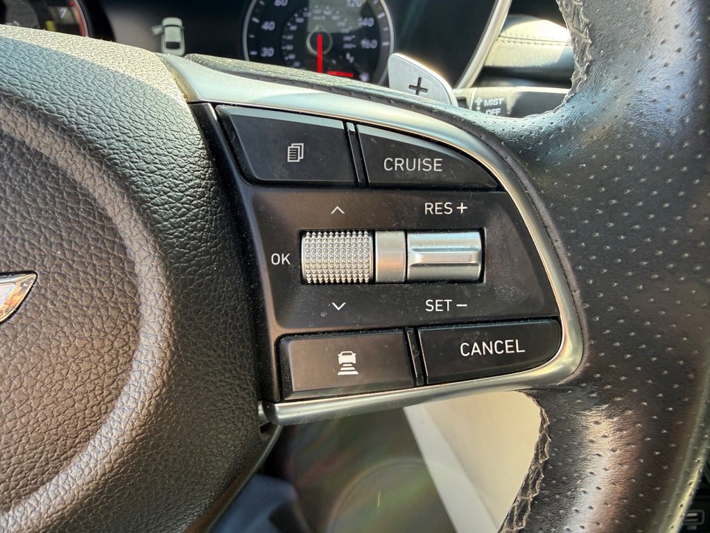 Used 2019 Genesis G70 2.0T Advanced w/ Prestige Package AWD/4WD image 18