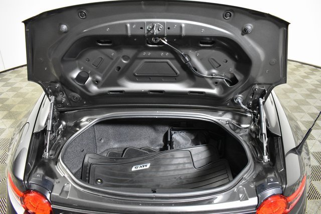 Used 2019 MAZDA MX-5 Miata RF Grand Touring image 26