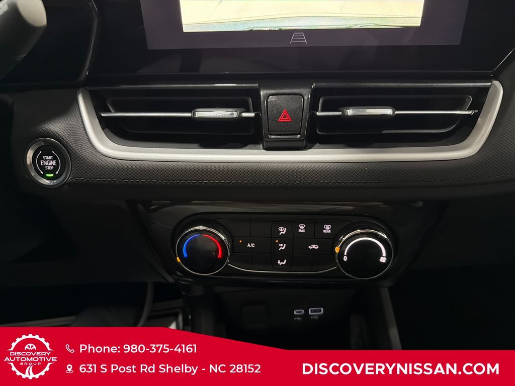 Used 2024 Chevrolet TrailBlazer LT w/ Driver Confidence Package FWD image 20