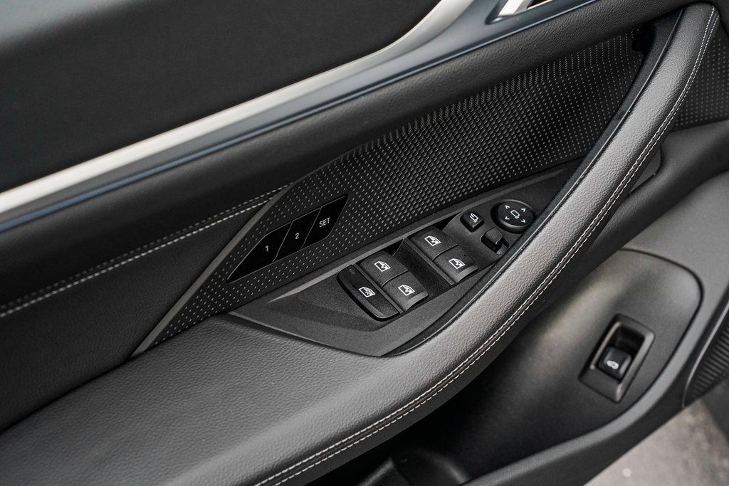 Used 2023 BMW i4 eDrive35 w/ Premium Package image 10