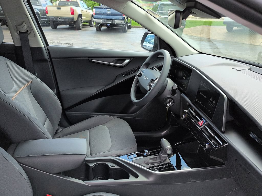 New 2026 Kia Niro LX FWD image 7