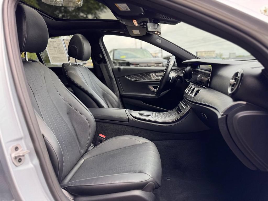 Used 2021 Mercedes-Benz E 350 4MATIC Sedan image 30