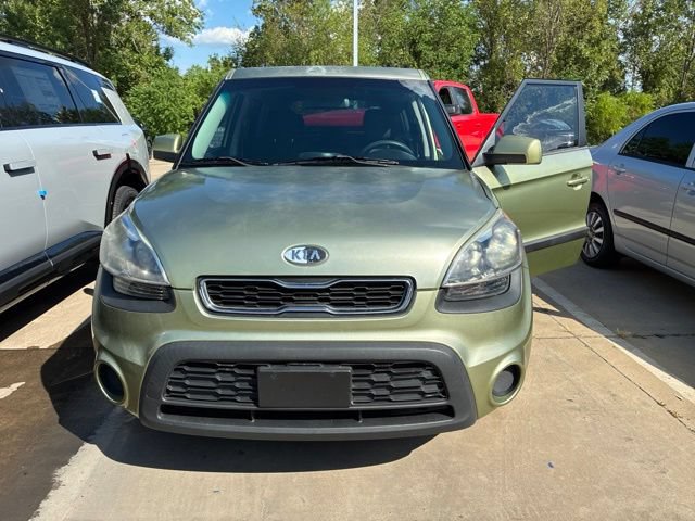 Used 2012 Kia Soul FWD image 1