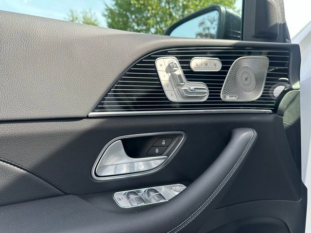 New 2026 Mercedes-Benz GLS 450 4MATIC image 11