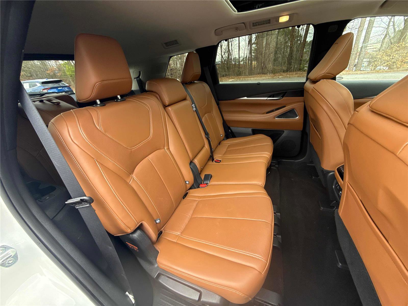 Used 2023 INFINITI QX60 Sensory w/ Cargo Package AWD/4WD image 27