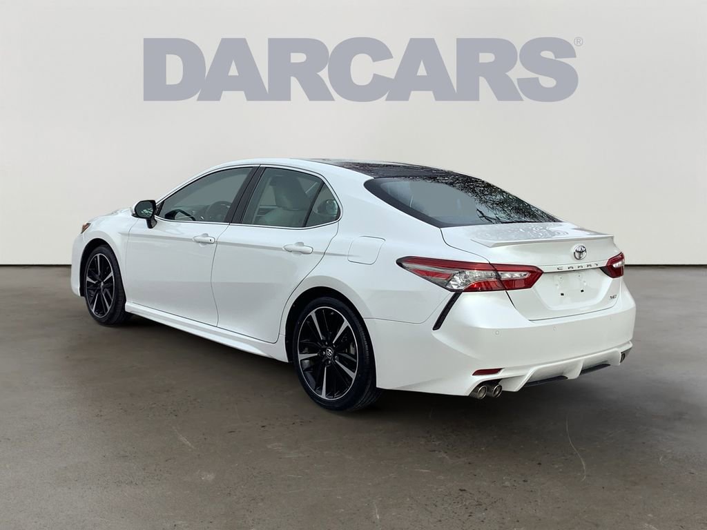 Used 2018 Toyota Camry XSE image 5
