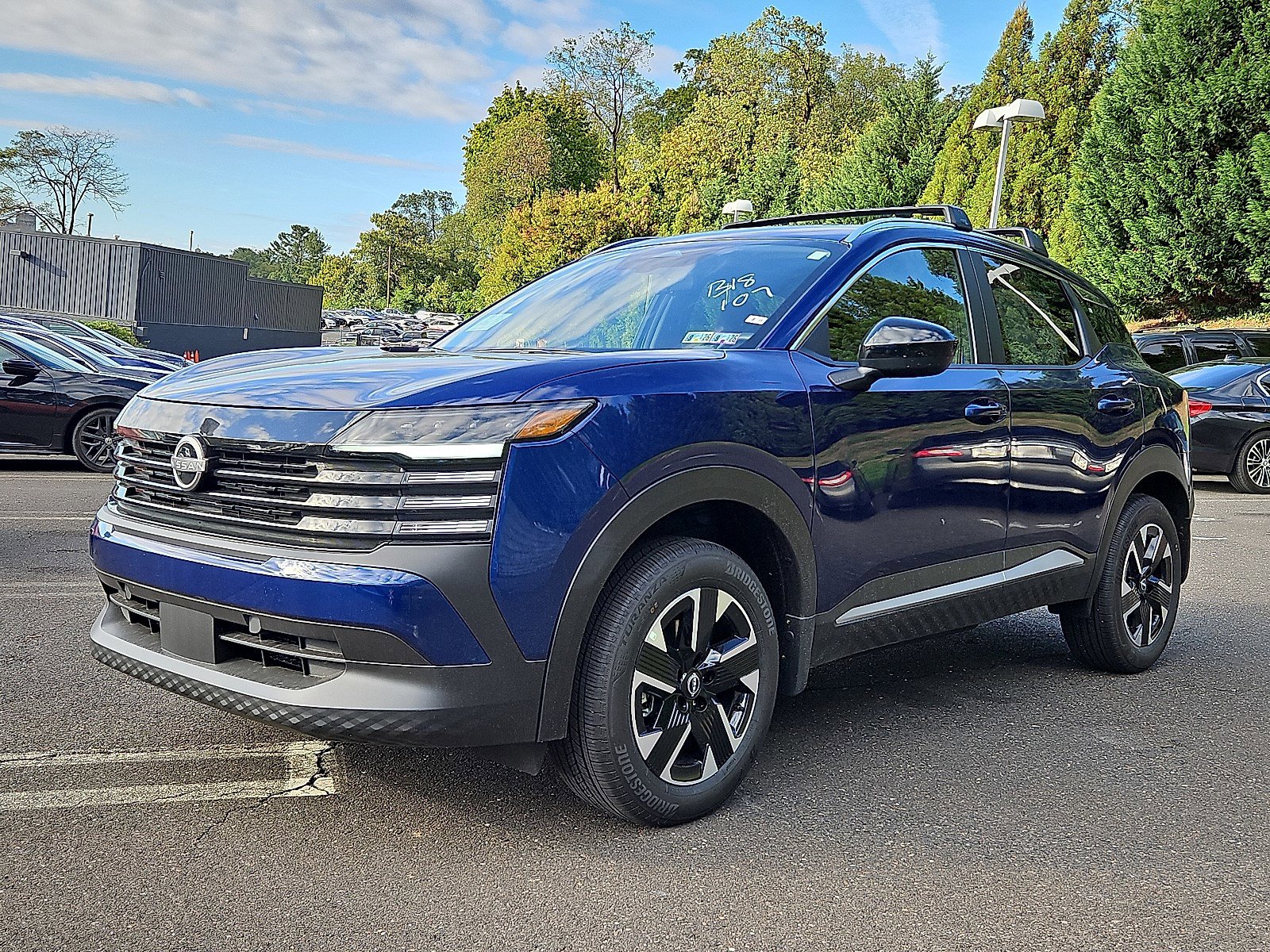 New 2026 Nissan Kicks SV w/ SV Premium Package image 3