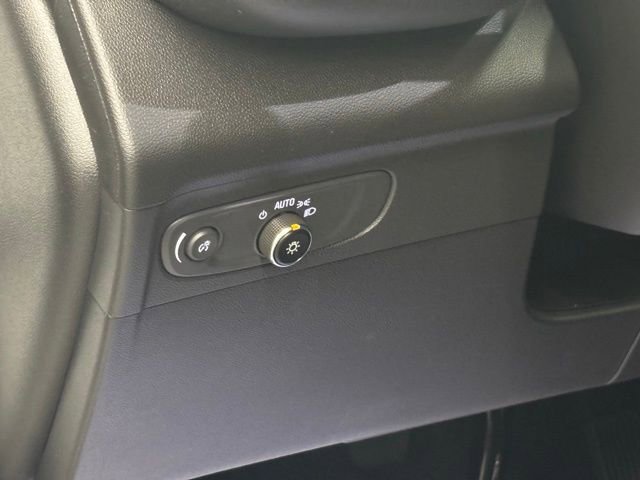 Used 2023 Buick Envision Preferred FWD image 16