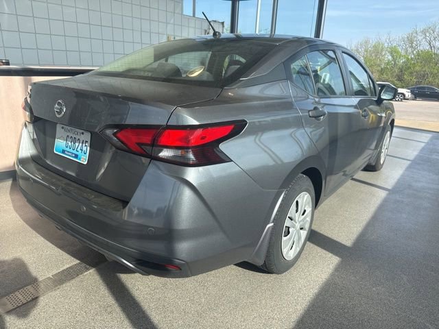 Used 2021 Nissan Versa S image 3