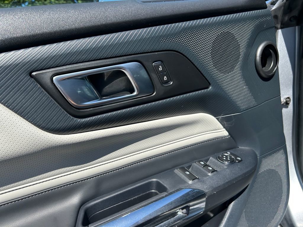 Used 2024 Ford Mustang Premium image 23