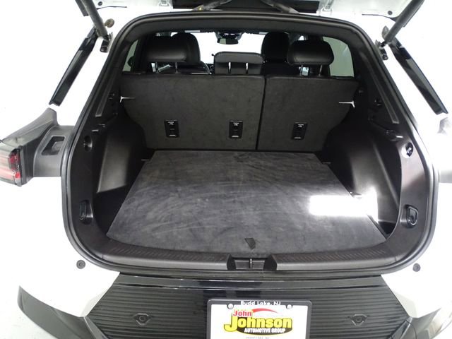Used 2025 Chevrolet Equinox EV LT w/ Convenience Package FWD image 19