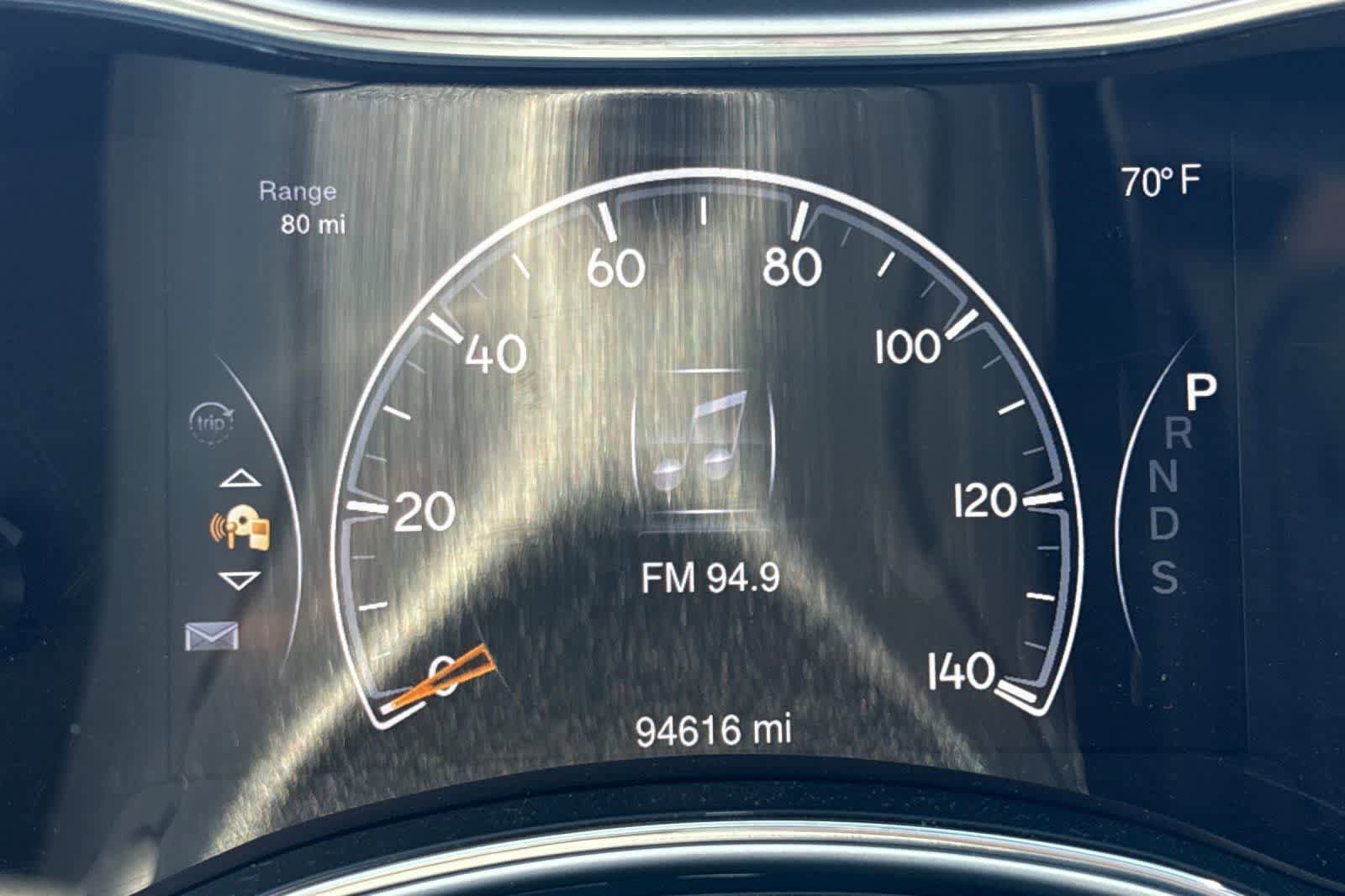 Used 2015 Jeep Grand Cherokee Altitude RWD image 26