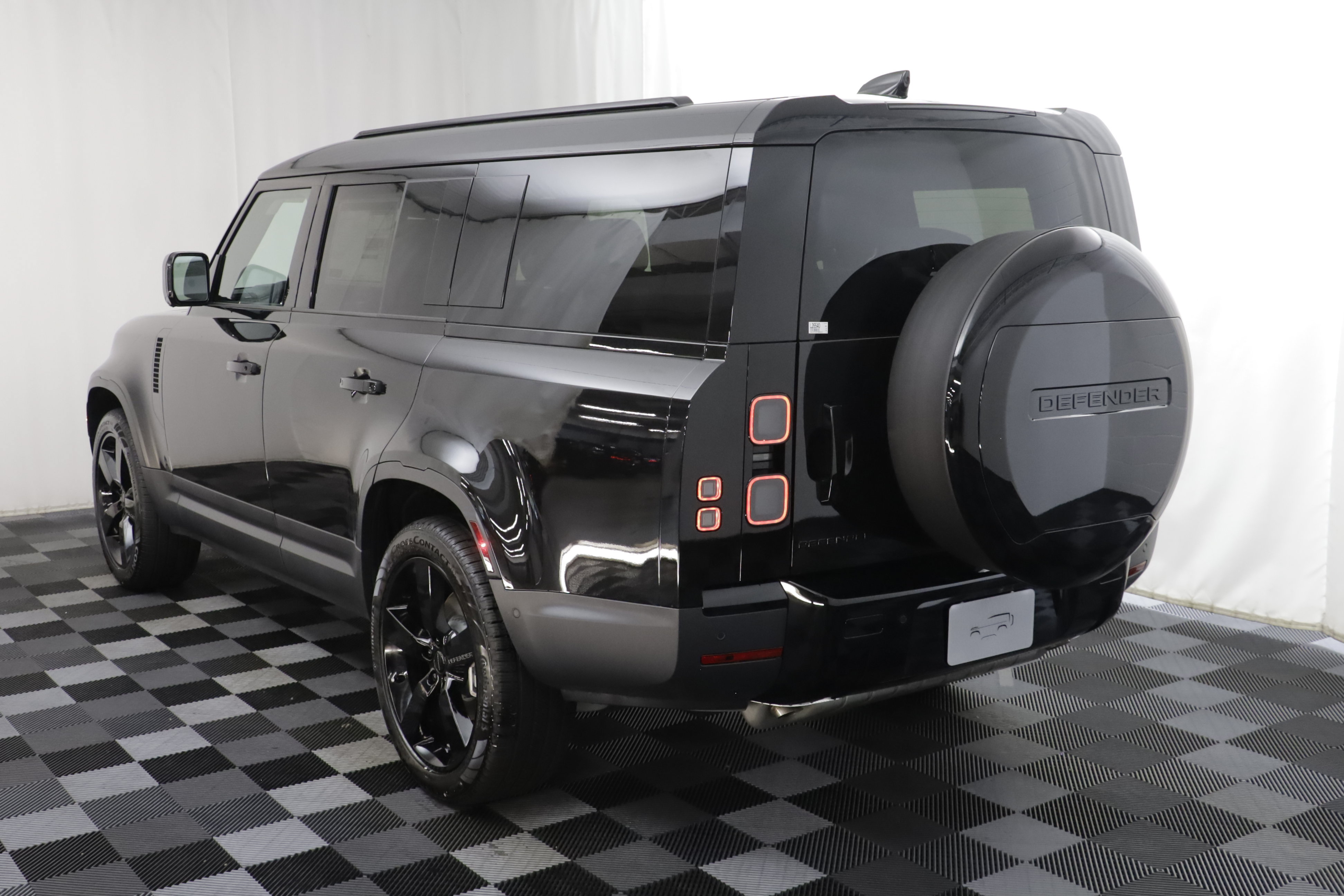 New 2026 Land Rover Defender 130 S AWD/4WD image 21