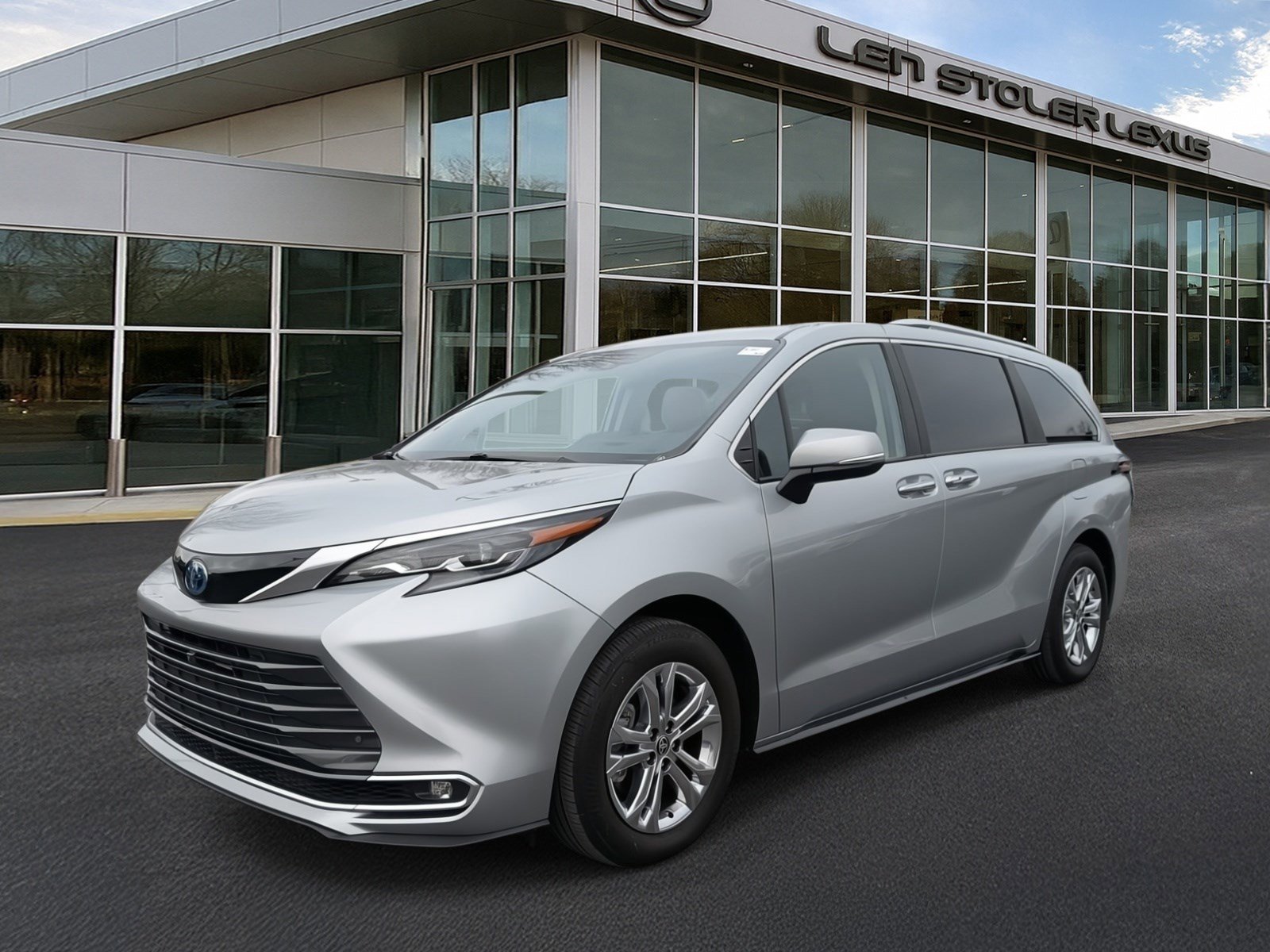 Used 2024 Toyota Sienna Platinum image 7
