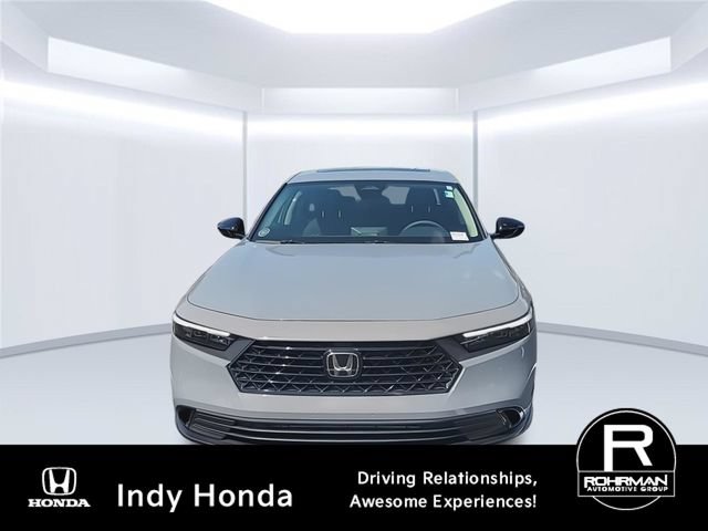 Certified 2025 Honda Accord SE image 3