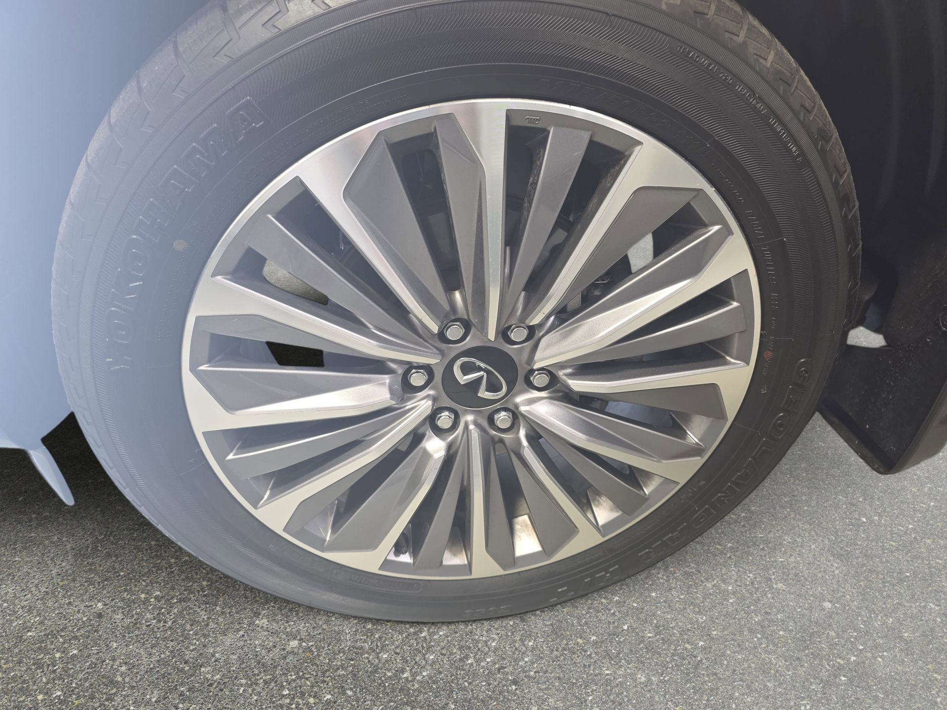 Certified 2025 INFINITI QX80 Sensory AWD/4WD image 32