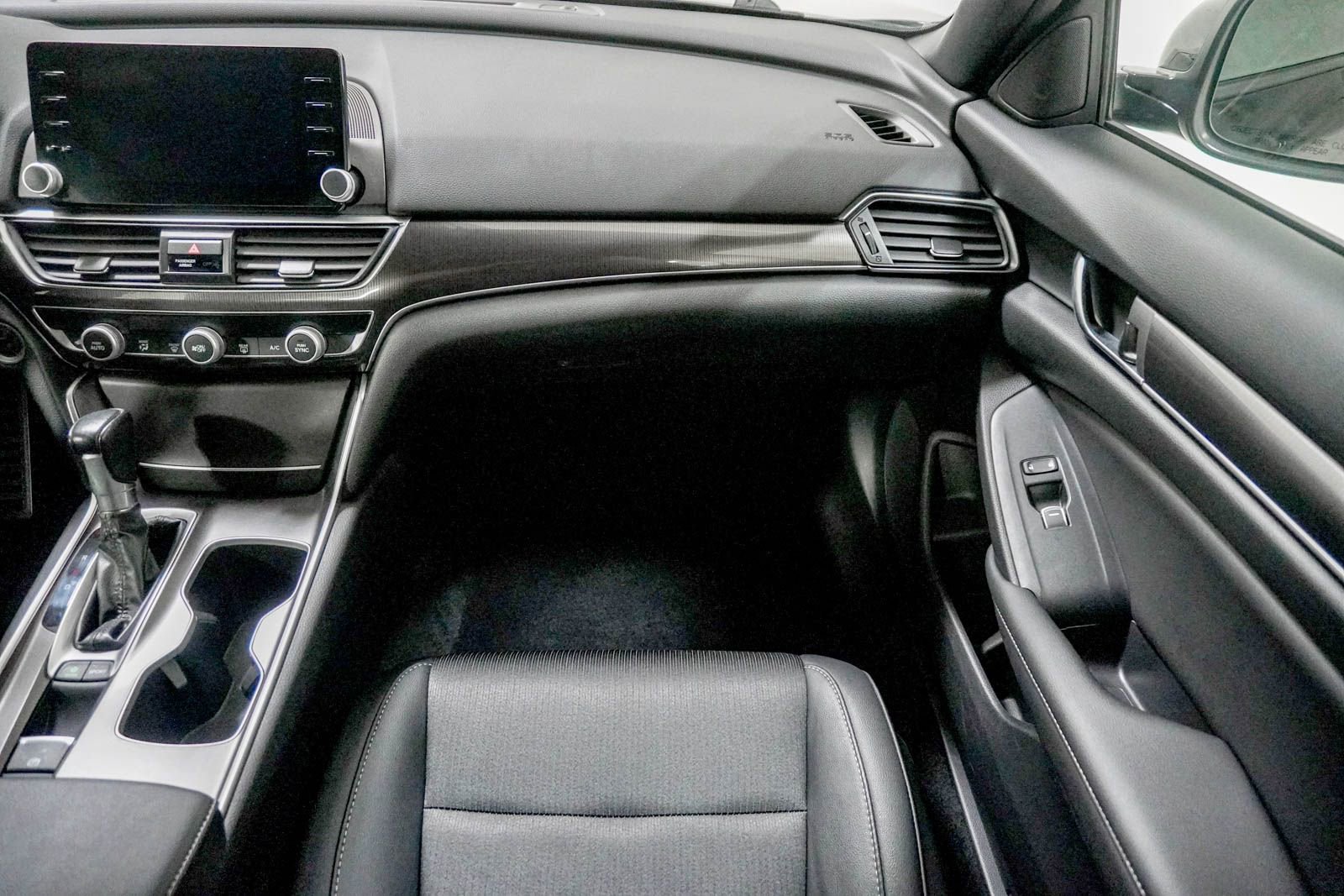 Used 2019 Honda Accord Sport image 25