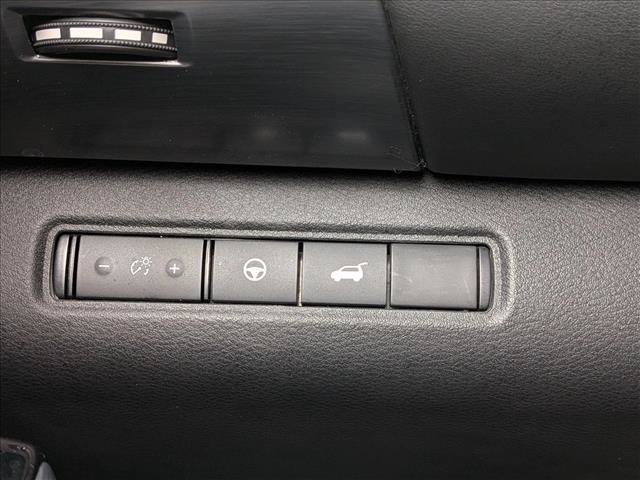Used 2022 Nissan Pathfinder SL FWD image 17