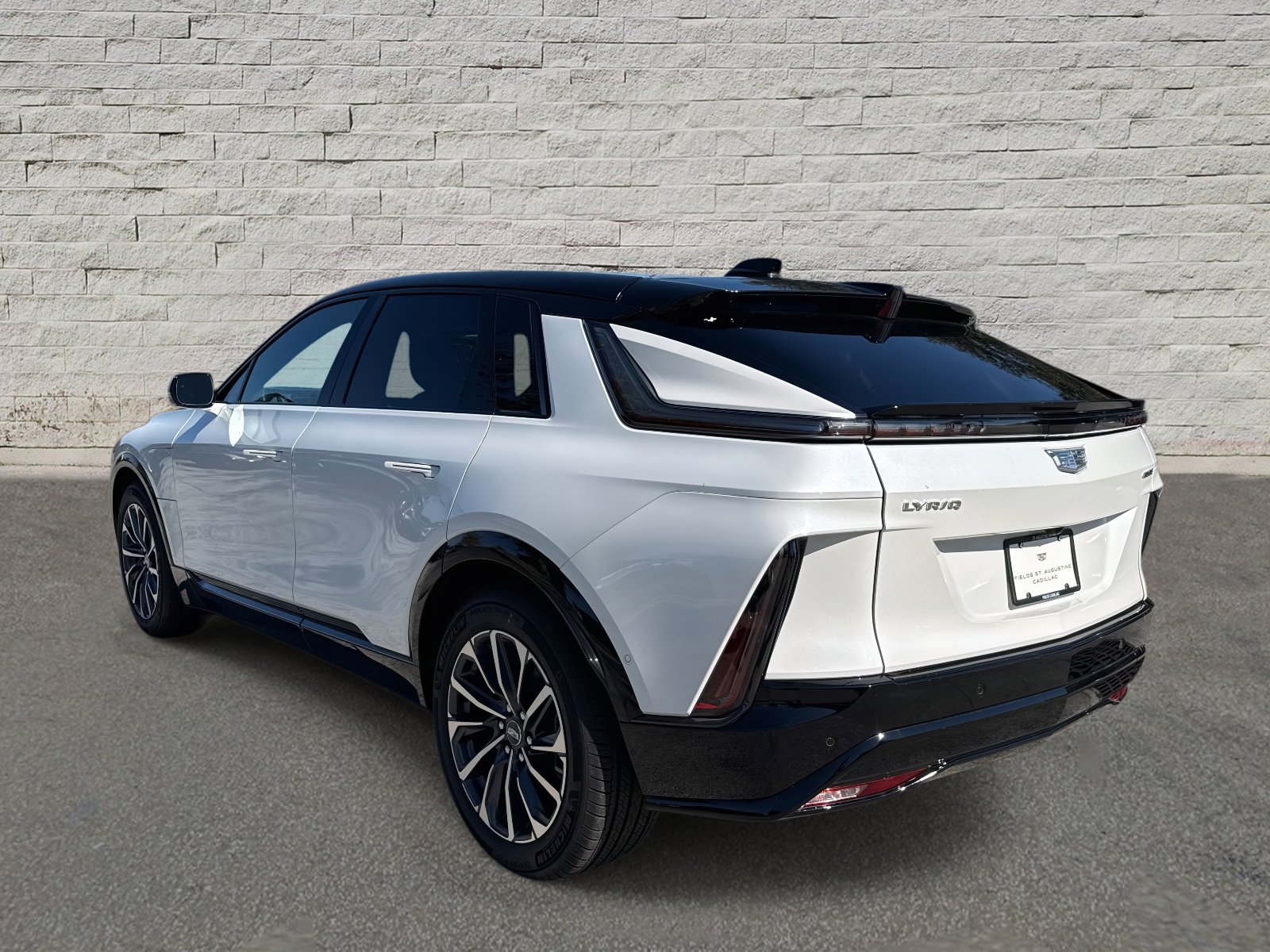 New 2025 Cadillac Lyriq Sport image 7