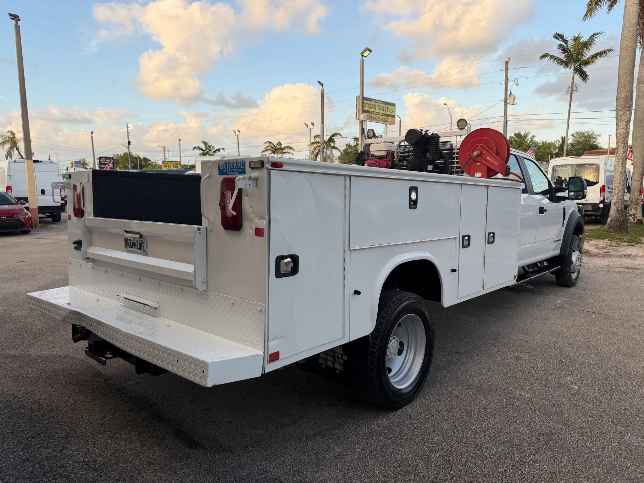Used 2019 Ford F450 XL w/ Power Equipment Group image 5