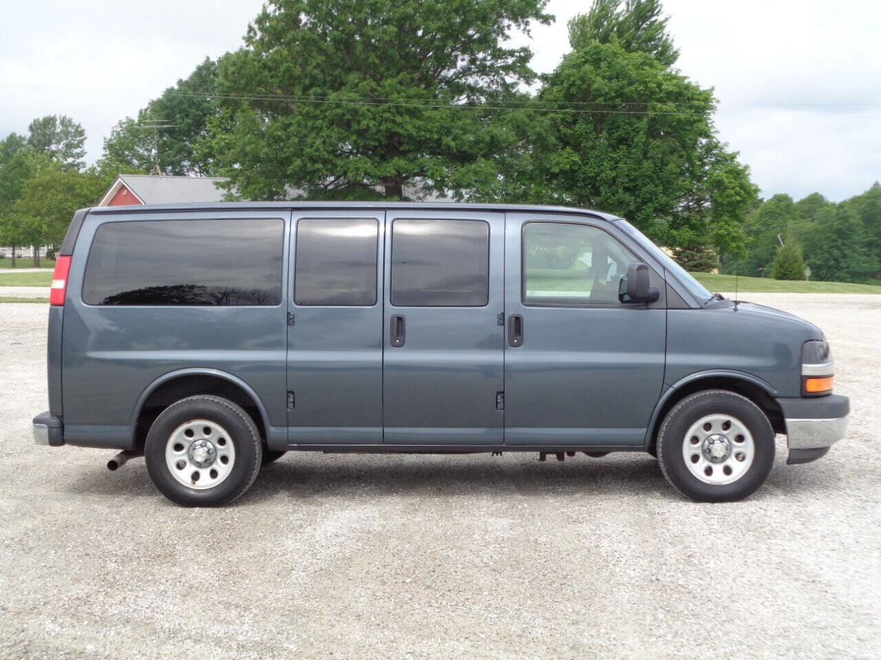 Used 2014 Chevrolet Express 1500 LT w/ LT Preferred Equipment Group image 5
