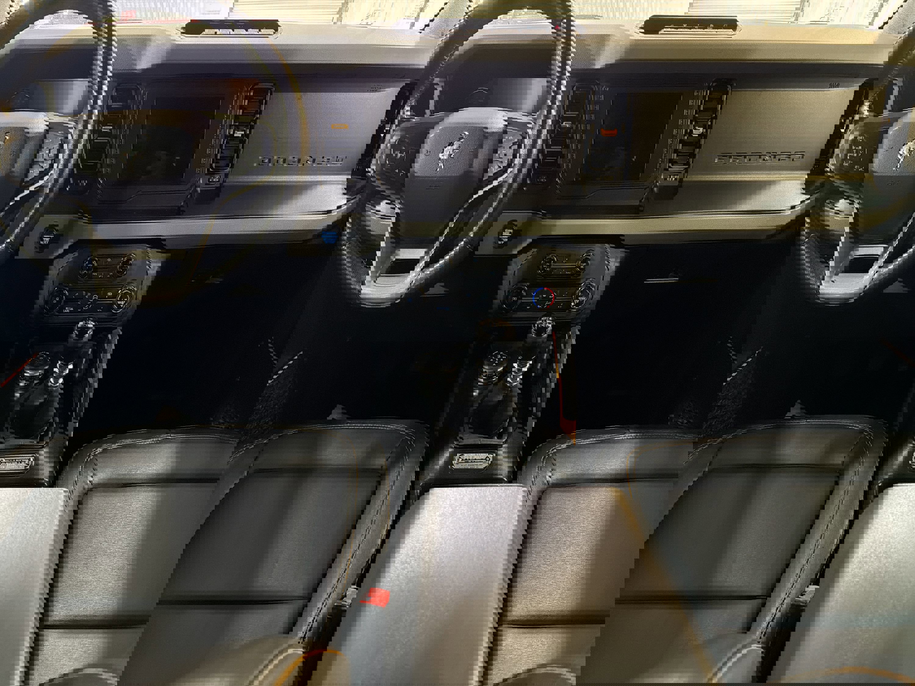 Used 2022 Ford Bronco Badlands image 21