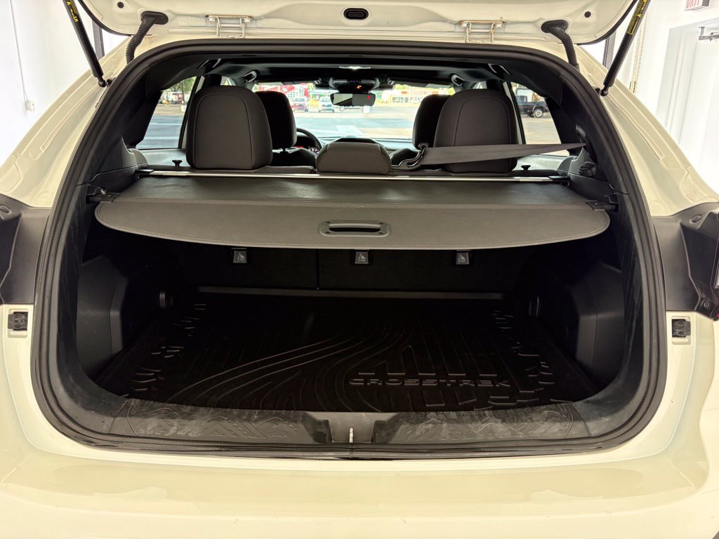 Used 2025 Subaru Crosstrek 2.5i Sport w/ Crosstrek Mirror Package AWD/4WD image 40