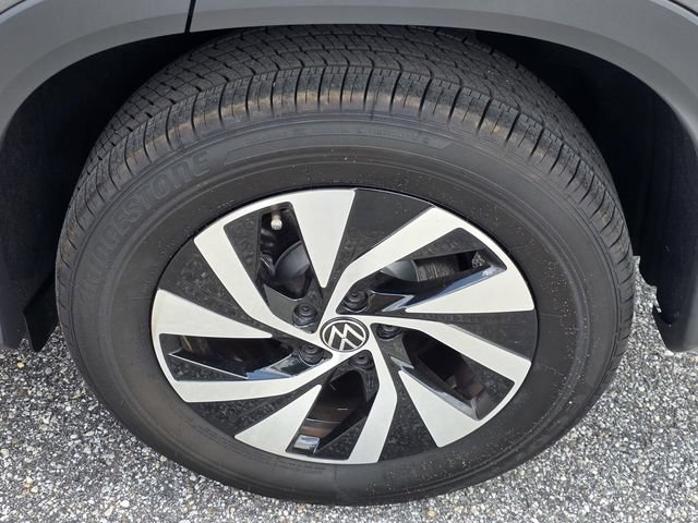 Used 2025 Volkswagen Tiguan S FWD image 34
