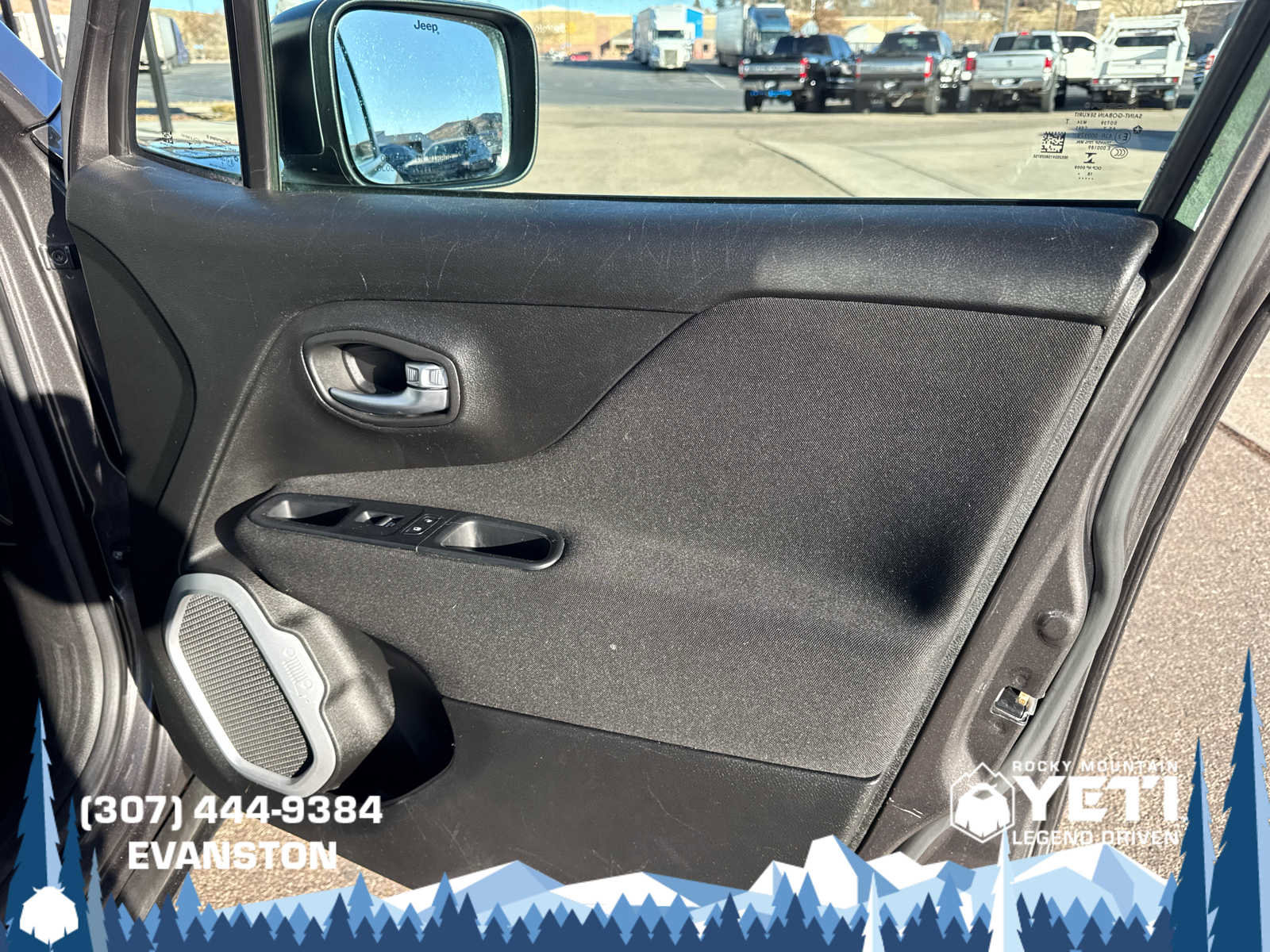 Used 2019 Jeep Renegade Sport image 12