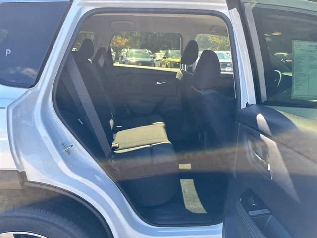 New 2026 Nissan Rogue SV image 24