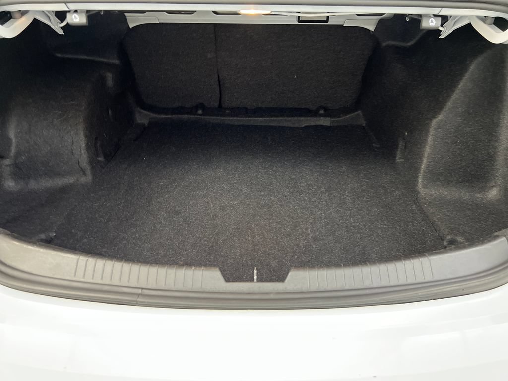 Used 2025 Chevrolet Malibu LT FWD image 31