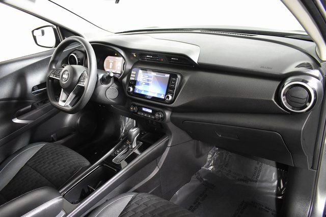 Used 2021 Nissan Kicks SV image 33