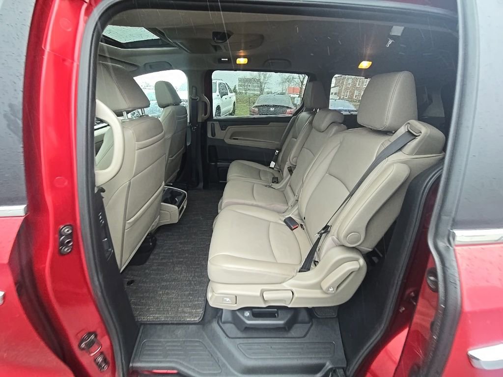 Used 2024 Honda Odyssey Touring image 25