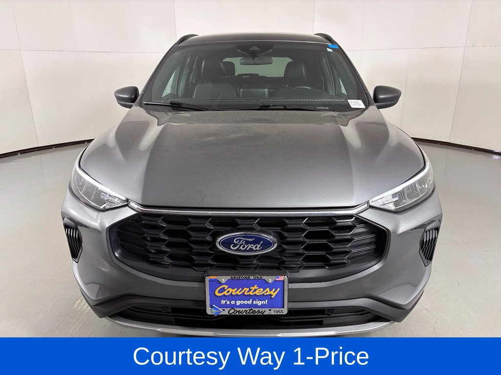 Used 2025 Ford Escape ST-Line FWD image 4