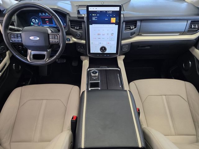 Certified 2023 Ford Expedition Platinum RWD image 28