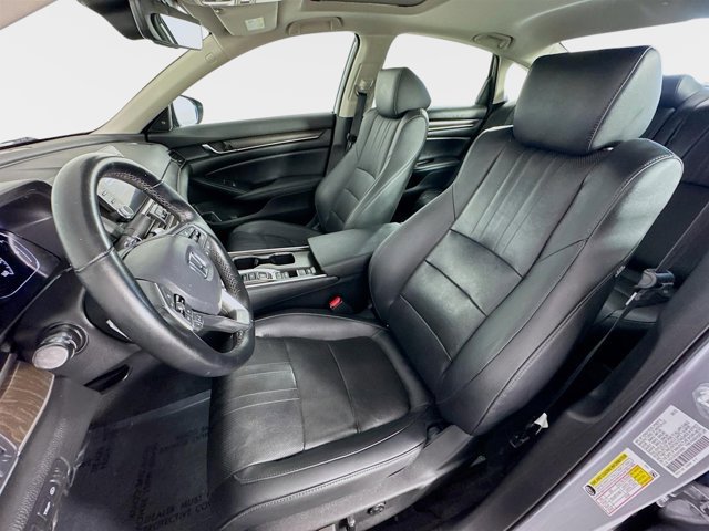 Used 2022 Honda Accord Touring image 12