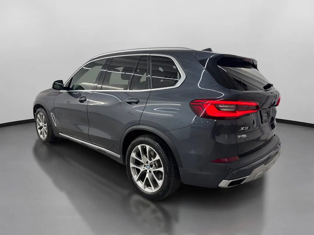 Used 2019 BMW X5 xDrive50i w/ Off-Road Package image 7