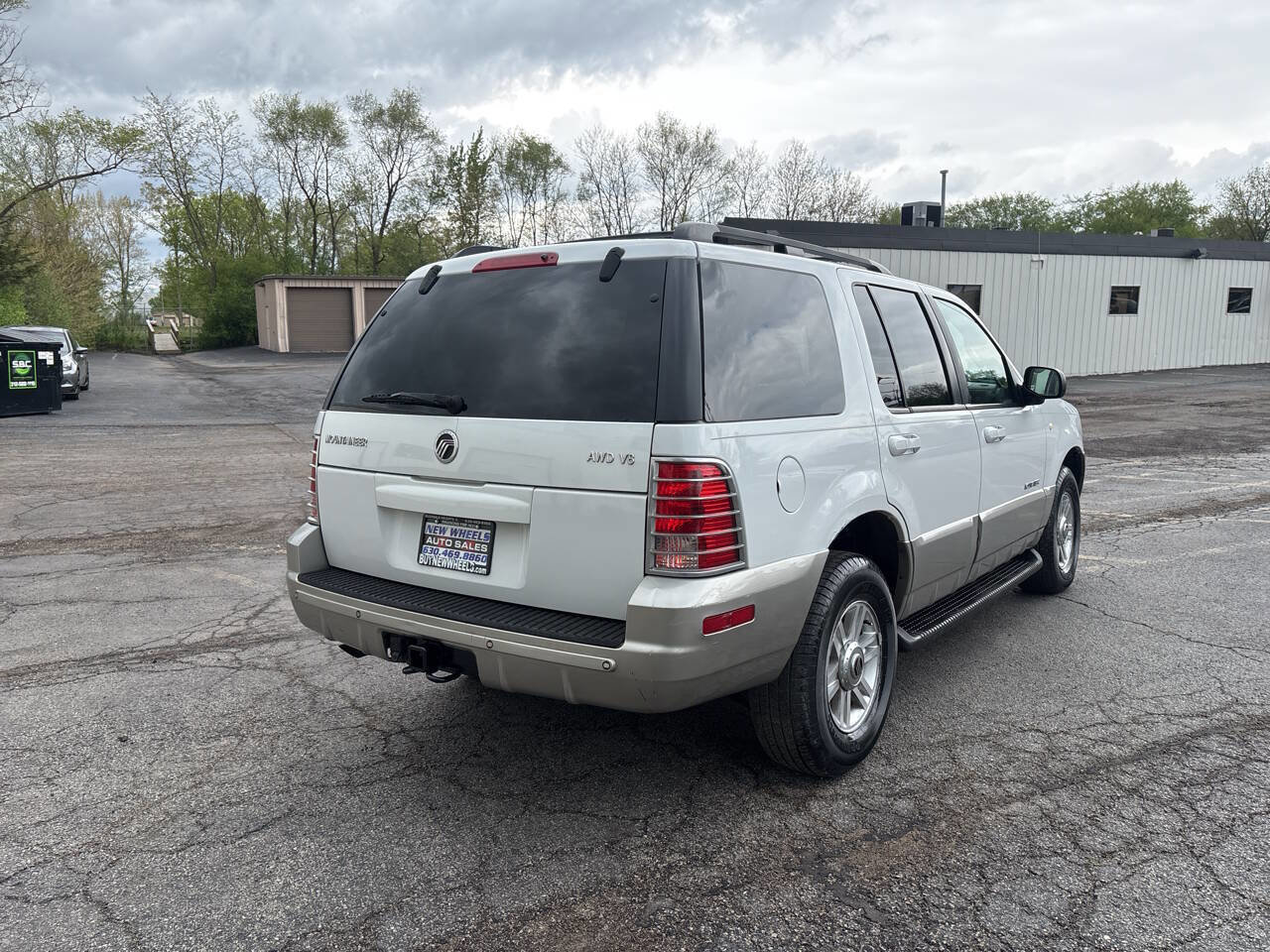 Used 2002 Mercury Mountaineer AWD V8 image 5