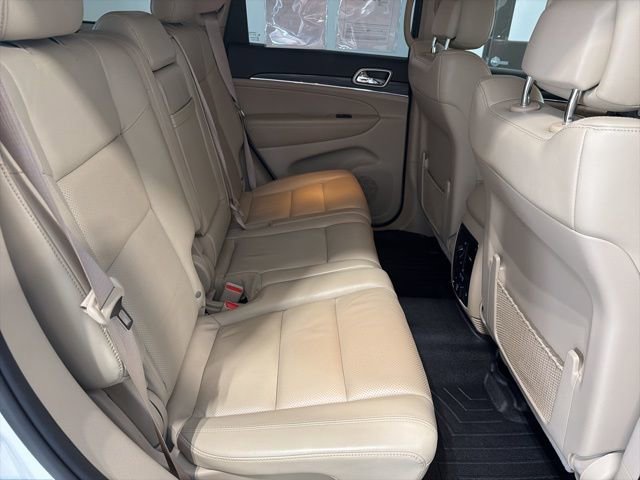 Used 2019 Jeep Grand Cherokee Limited w/ Luxury Group II image 24