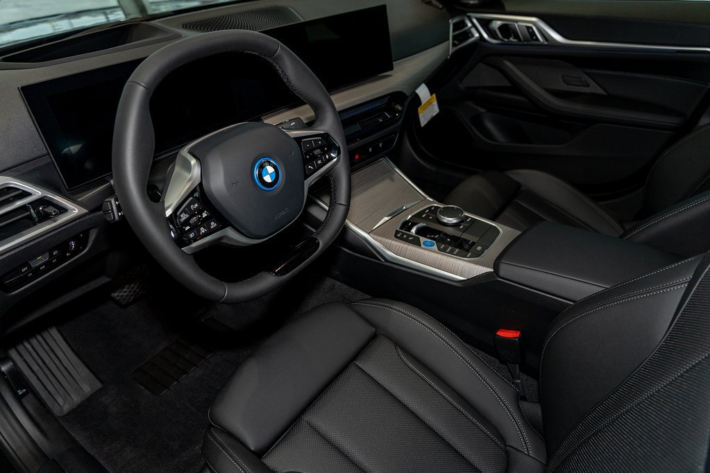 New 2026 BMW i4 xDrive40i w/ Premium Package AWD/4WD image 15