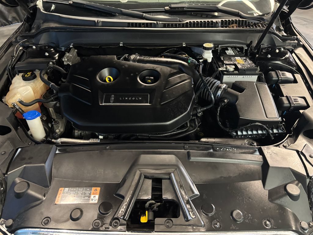 Used 2019 Lincoln MKZ Reserve FWD image 22