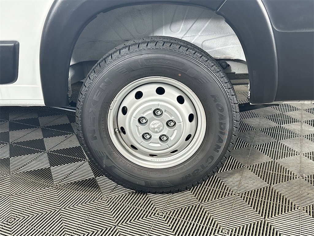 Used 2023 RAM ProMaster 2500 image 32