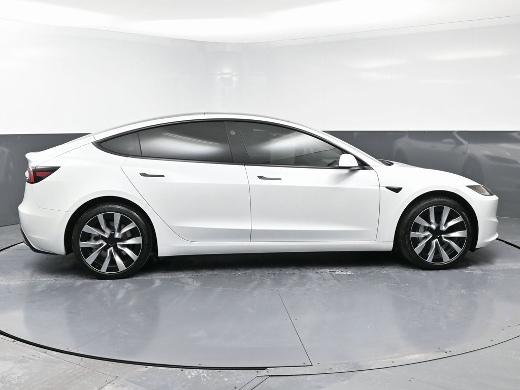 Used 2025 Tesla Model 3 Long Range image 7