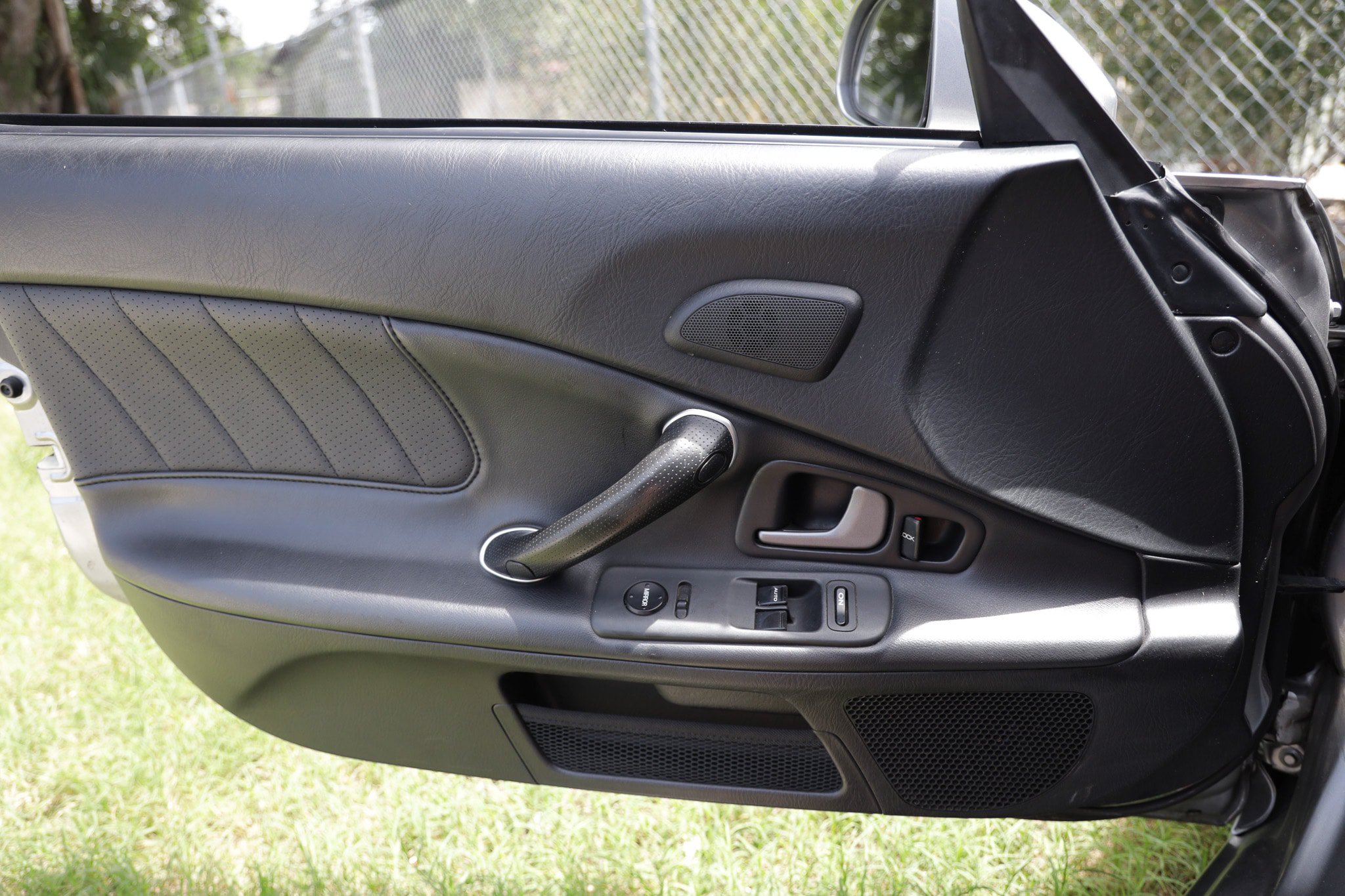 Used 2005 Honda S2000 image 33