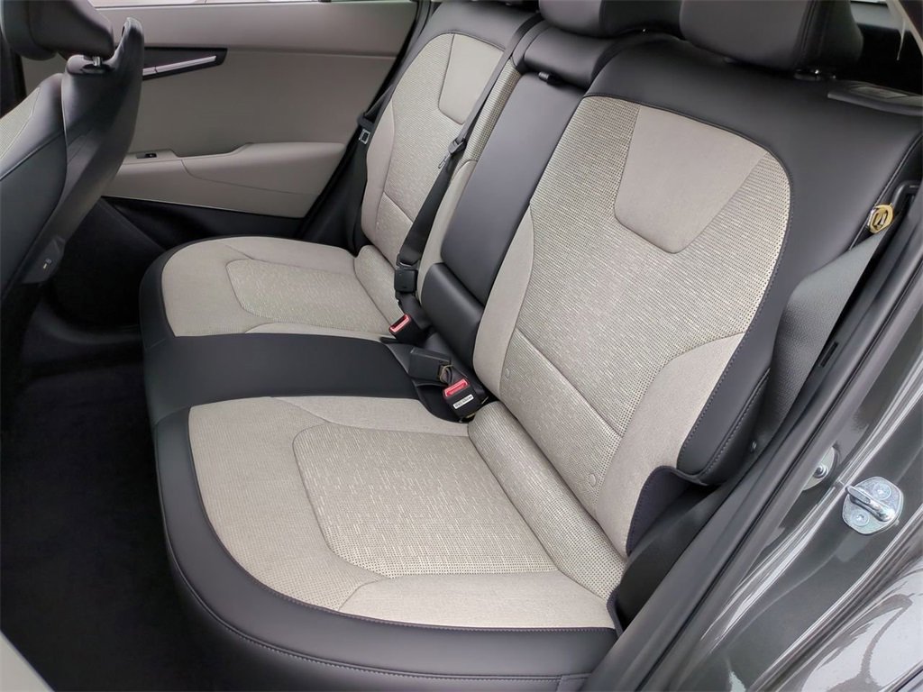 Used 2024 Kia Niro Wave image 25