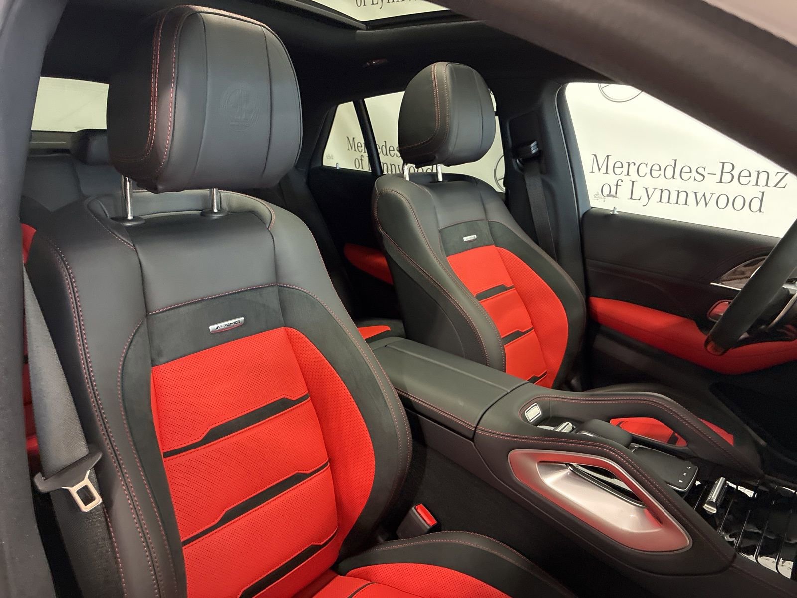 New 2026 Mercedes-Benz GLE 53 AMG 4MATIC Coupe image 17