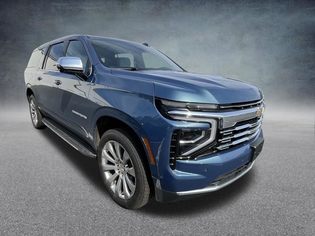 Used 2025 Chevrolet Suburban Premier image 3