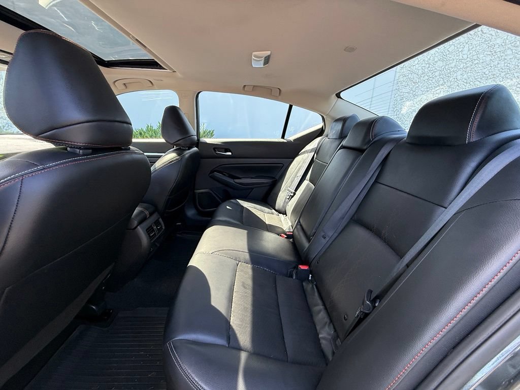 Used 2023 Nissan Altima 2.0 SR FWD image 17